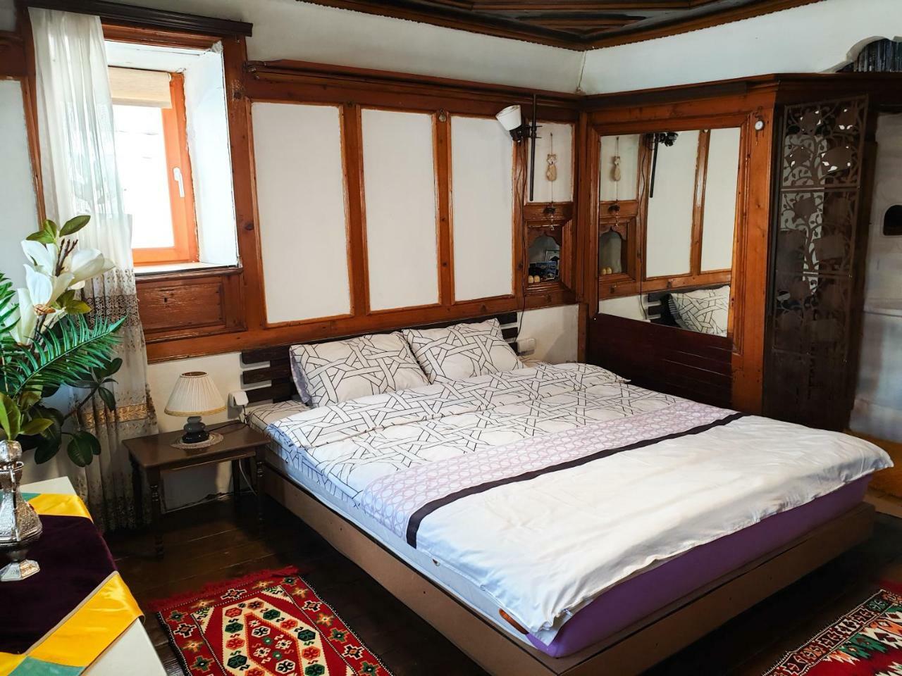 Kulla Dula Guesthouse Gjakova Exterior photo